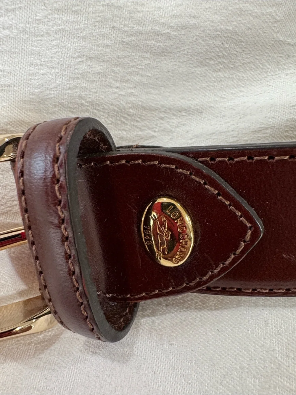 Longchamp Leather Men's Belt with Gold Buckle - Brown Small